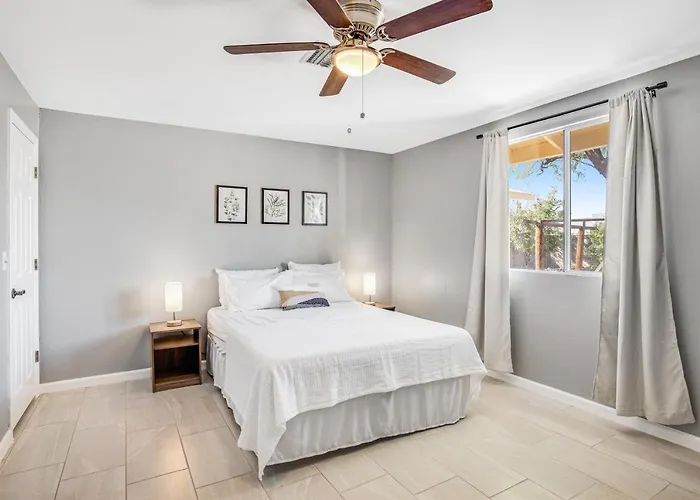 Cathay Place Holiday home *